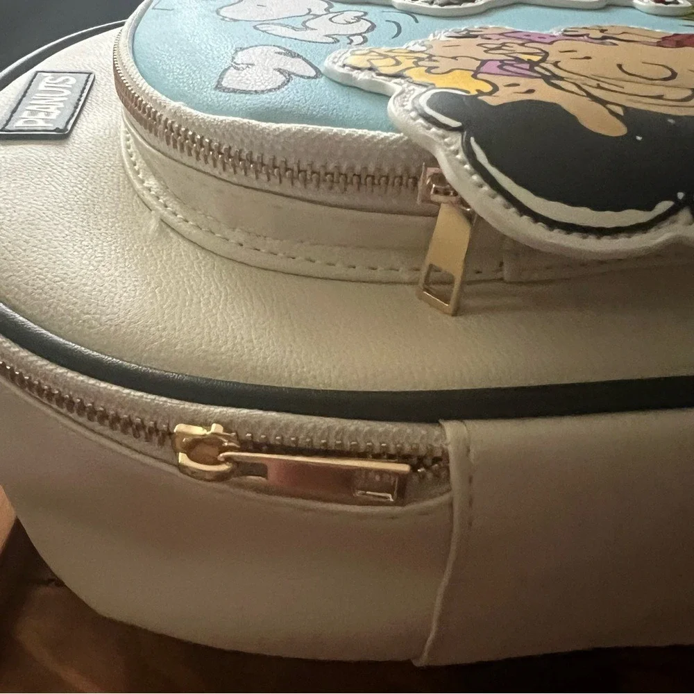 Peanuts‎ Snoopy Bioworld Unisex Beige NWT